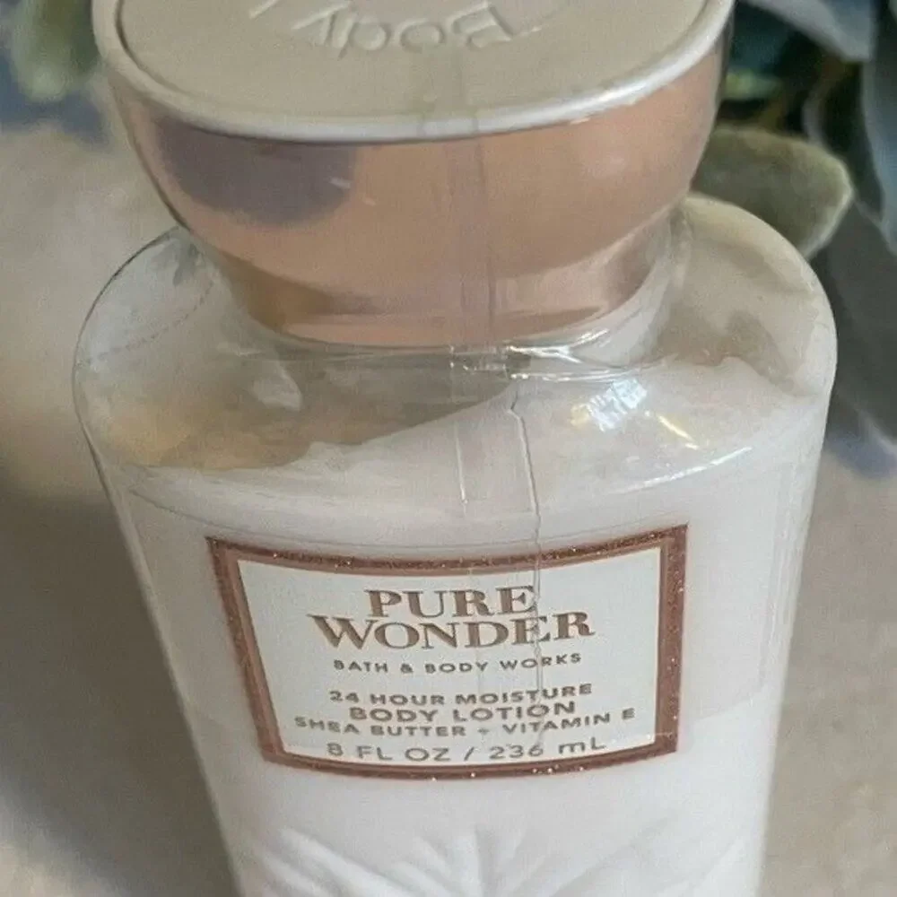Bath & Body Works Pure Wonder Daily Nourishing Body Lotion 8 oz New Sealed